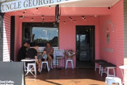 undle george's - cafe finder